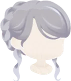 記憶を辿る少女の編み込みヘア
