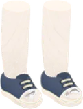 少し汚れたスニーカー