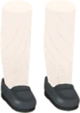 グレーのつやつやローファー