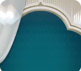 カーテンの付いた青い壁