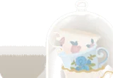 ガラスドームとティーカップセット