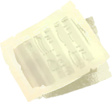 ボロボロになった楽譜の画像