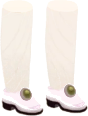 シルバーエナメルシューズの画像