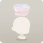 雨水を溜めた小さなポット