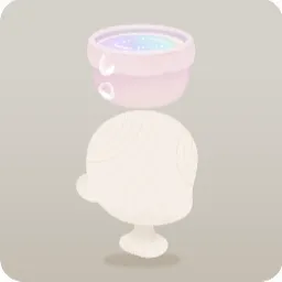 雨水を溜めた小さなポット