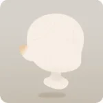 神秘的にとがった耳
