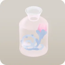 小さな花の実が入った小瓶