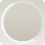 大きな白い丸窓